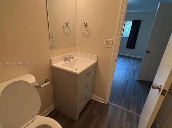 129 San Remo Blvd, North Lauderdale FL 33068