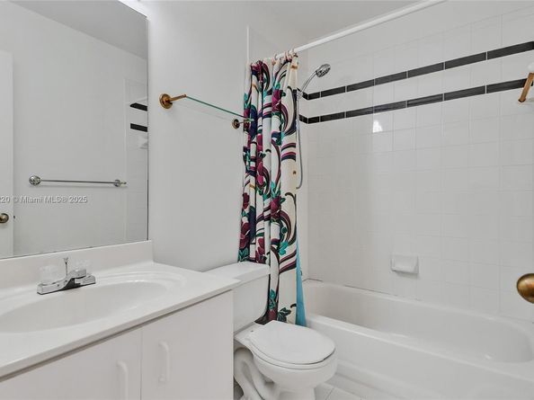 3910 Fern Forest Rd, Cooper City FL 33026