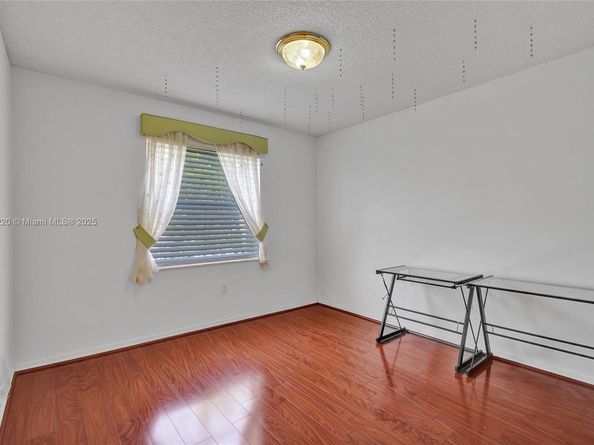 3910 Fern Forest Rd, Cooper City FL 33026