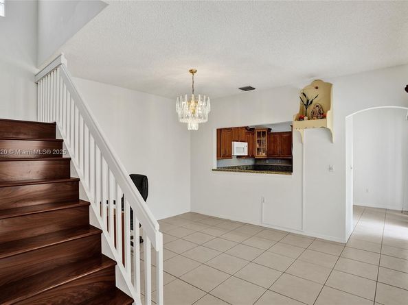 3910 Fern Forest Rd, Cooper City FL 33026