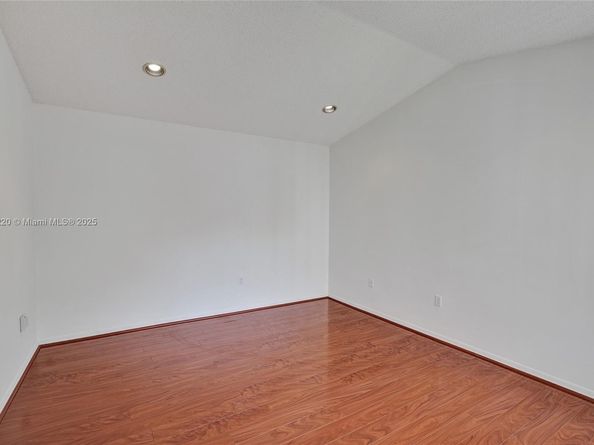 3910 Fern Forest Rd, Cooper City FL 33026