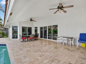 383 NW 113th Ave, Coral Springs FL 33071
