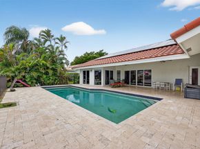 383 NW 113th Ave, Coral Springs FL 33071