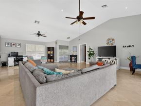 383 NW 113th Ave, Coral Springs FL 33071