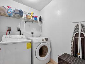 383 NW 113th Ave, Coral Springs FL 33071