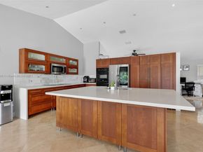383 NW 113th Ave, Coral Springs FL 33071