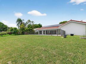383 NW 113th Ave, Coral Springs FL 33071