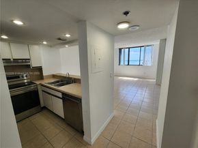 540 Brickell Key Dr 1603, Miami FL 33131