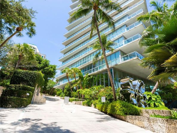 2669 S Bayshore Dr 804N, Miami FL 33133