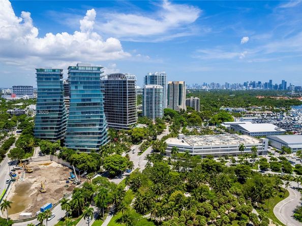 2669 S Bayshore Dr 804N, Miami FL 33133