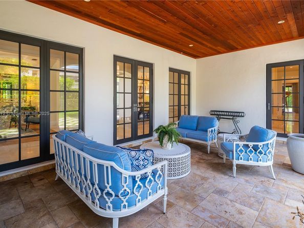 6400 San Vicente St, Coral Gables FL 33146