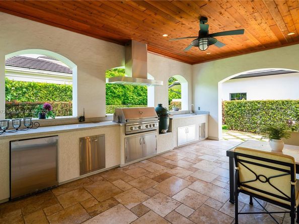 6400 San Vicente St, Coral Gables FL 33146