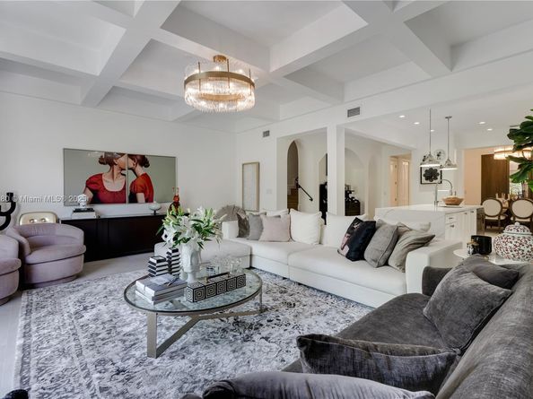 6222 Paradise Point Drive 6222, Palmetto Bay FL 33157