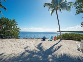 6222 Paradise Point Drive 6222, Palmetto Bay FL 33157