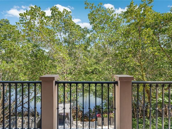 6222 Paradise Point Drive 6222, Palmetto Bay FL 33157