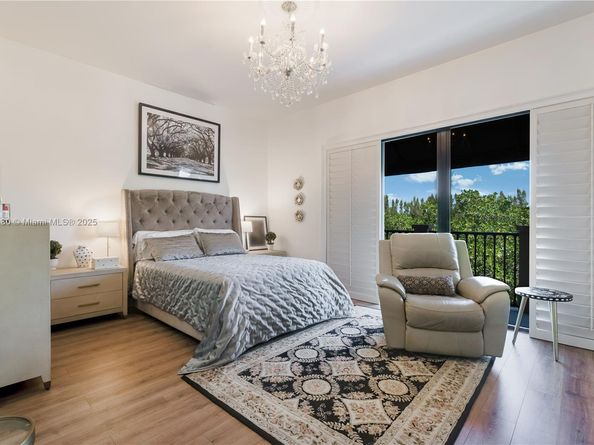 6222 Paradise Point Drive 6222, Palmetto Bay FL 33157