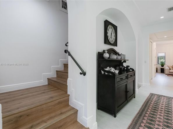 6222 Paradise Point Drive 6222, Palmetto Bay FL 33157