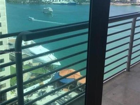 335 S Biscayne Blvd 1904, Miami FL 33131