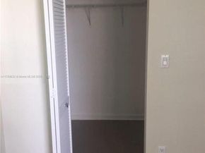 335 S Biscayne Blvd 1904, Miami FL 33131