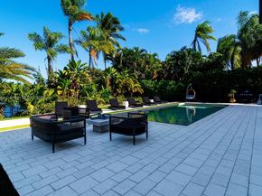 10151 SW 3rd St, Plantation FL 33324