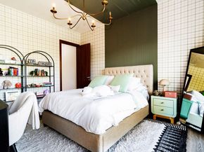 10151 SW 3rd St, Plantation FL 33324