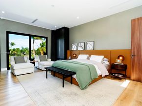 10151 SW 3rd St, Plantation FL 33324