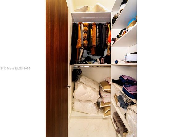 10151 SW 3rd St, Plantation FL 33324