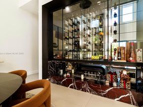 10151 SW 3rd St, Plantation FL 33324