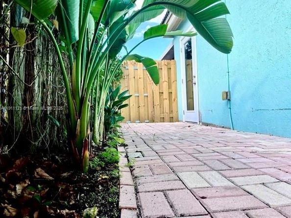 12661 SW 222nd Ter, Miami FL 33170