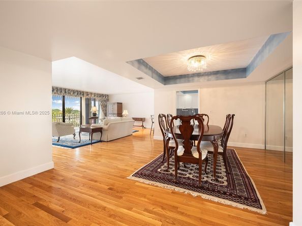 2 Grove Isle Dr B404, Coconut Grove FL 33133