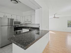 73 Edgewater Dr 3, Coral Gables FL 33133