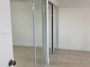 1975 NE 135th St 2D, North Miami FL 33181