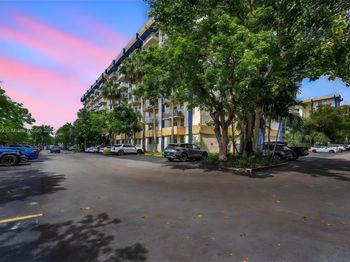 4550 NW 9th St