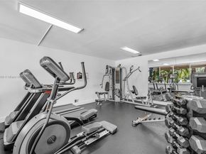 4550 NW 9th St 106E, Miami FL 33126