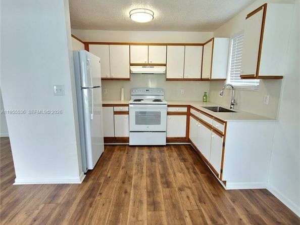 20203 SW 122nd Ct, Miami FL 33177