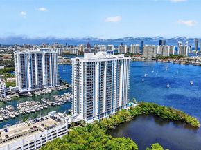 17111 Biscayne Blvd 710, North Miami Beach FL 33160