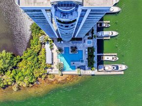 17111 Biscayne Blvd 710, North Miami Beach FL 33160