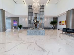 17111 Biscayne Blvd 710, North Miami Beach FL 33160