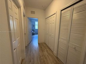 10832 NW 84th St, Doral FL 33178