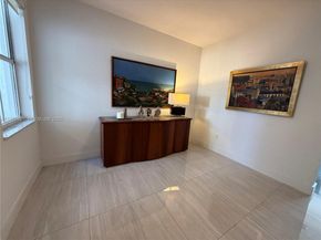 10832 NW 84th St, Doral FL 33178