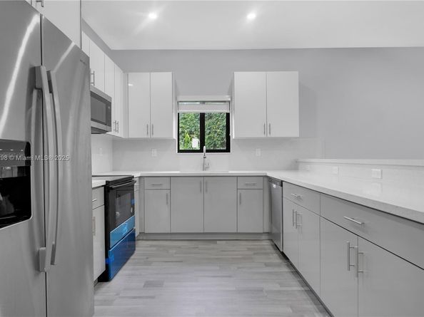 23070 SW 123 Ct, Miami FL 33170