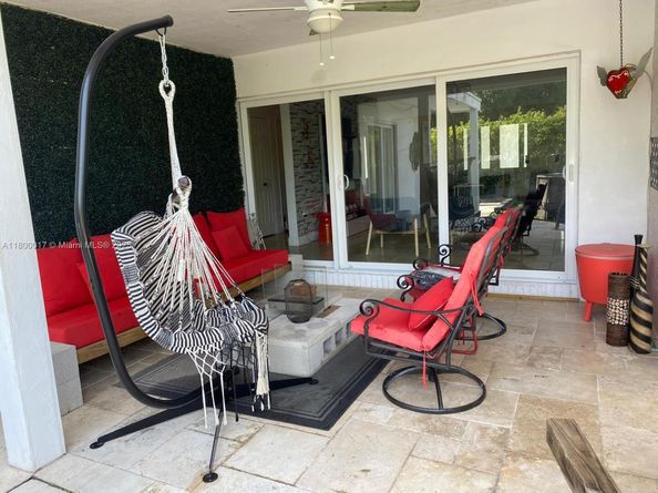 1103 Washington St, Hollywood FL 33019