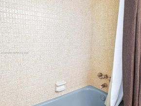 300 Diplomat Pkwy 601, Hallandale Beach FL 33009