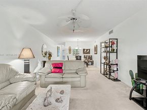 2304 Lucaya Ln G1, Coconut Creek FL 33066