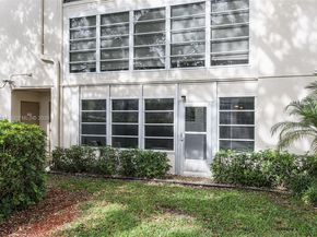 2304 Lucaya Ln G1, Coconut Creek FL 33066