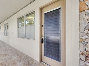 2304 Lucaya Ln G1, Coconut Creek FL 33066