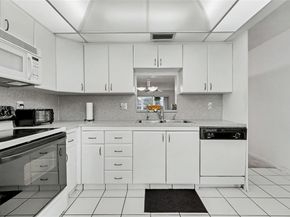 2304 Lucaya Ln G1, Coconut Creek FL 33066
