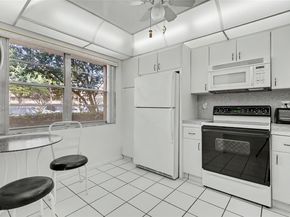 2304 Lucaya Ln G1, Coconut Creek FL 33066