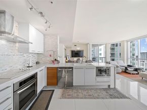 244 Biscayne Blvd 4608, Miami FL 33132