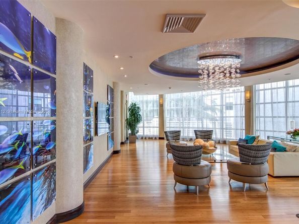 244 Biscayne Blvd 4608, Miami FL 33132